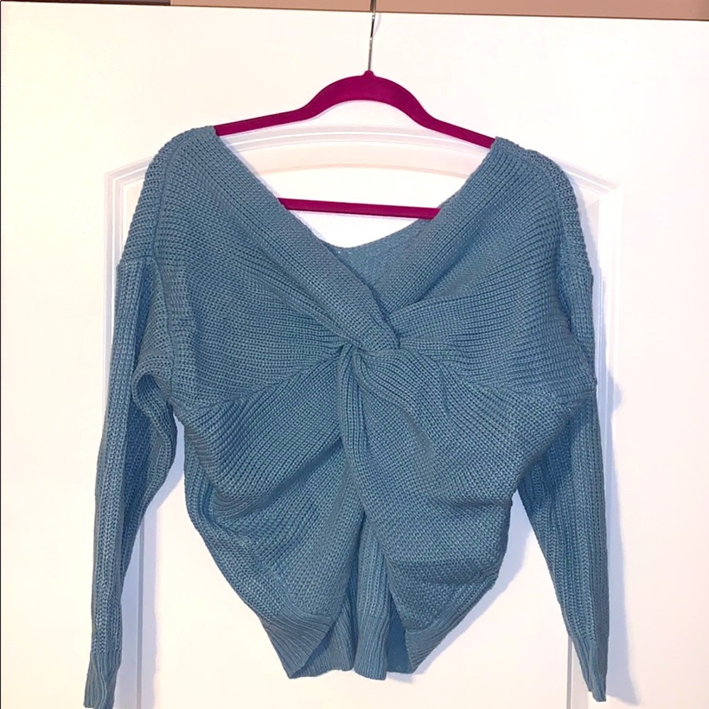 SHEIN Twist Front Knot Crop Sweater